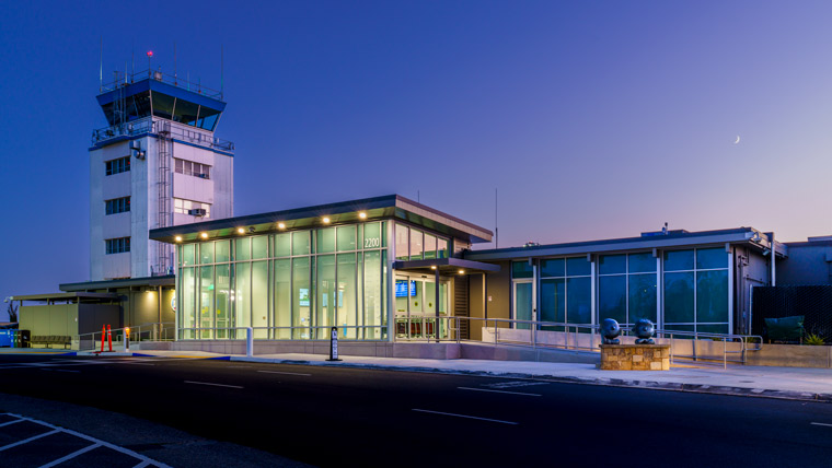 Exterior of Charles M Schulz Sonoma Airport
