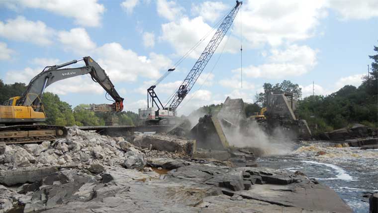 Construction demolition of Black River Falls Spillway