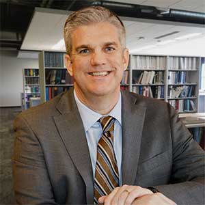Kirk Lovell headshot