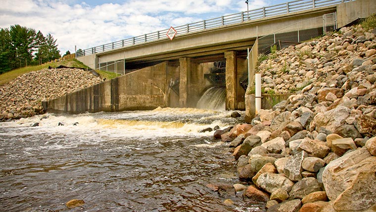 Dam infrastructure