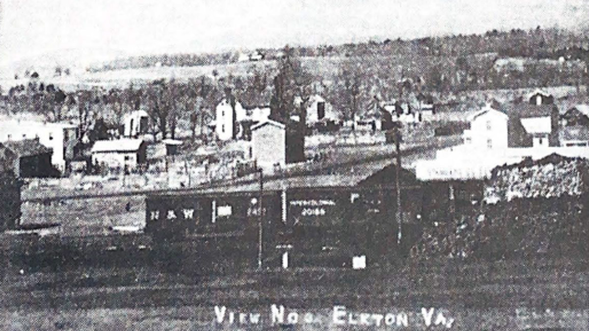 Black and white photo of Elkton