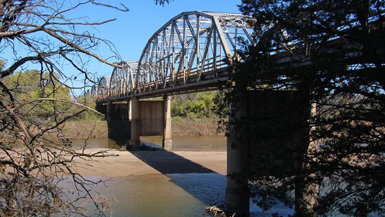 SH 78 bridge sideview from ground