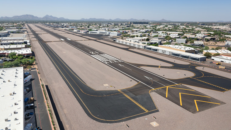 view of runway spanning from lower right to upper left