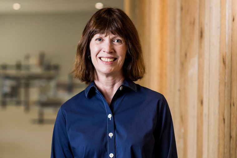 headshot of Amy squitieri