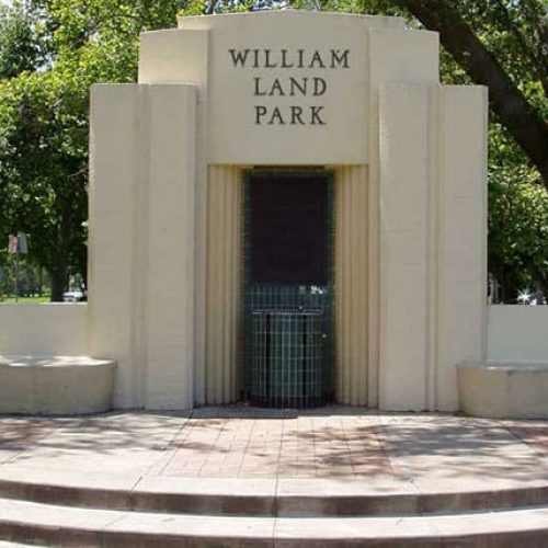 Entryway to William Land Park